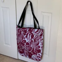 Abstract Floral Art Grocery Shopping Beach Tote Bag