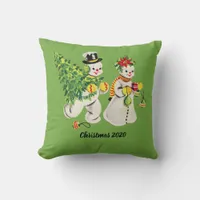 Retro Snowcouple on Green Background Throw Pillow