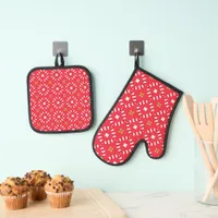 Christmas Holiday Charm Pattern 04 -  Oven Mitt & Pot Holder Set