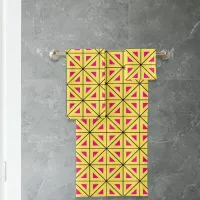 Stylish Yellow & Pink Geometric Pattern Bath Towel Set