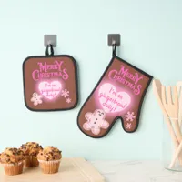 Christmas in Pink I'm on Gingerbread Duty brown | Oven Mitt & Pot Holder Set