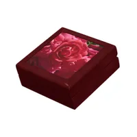 Red Roses Gift Box