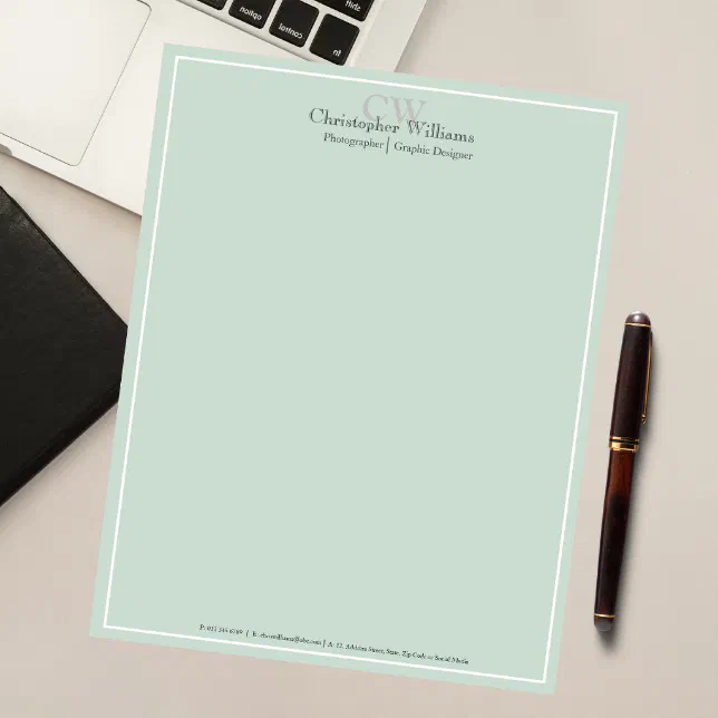 Professional Green Minimalist Notepad