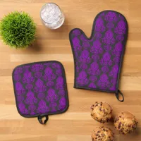 Elegant, Vintage, Victorian Damask Oven Mitt & Pot Holder Set