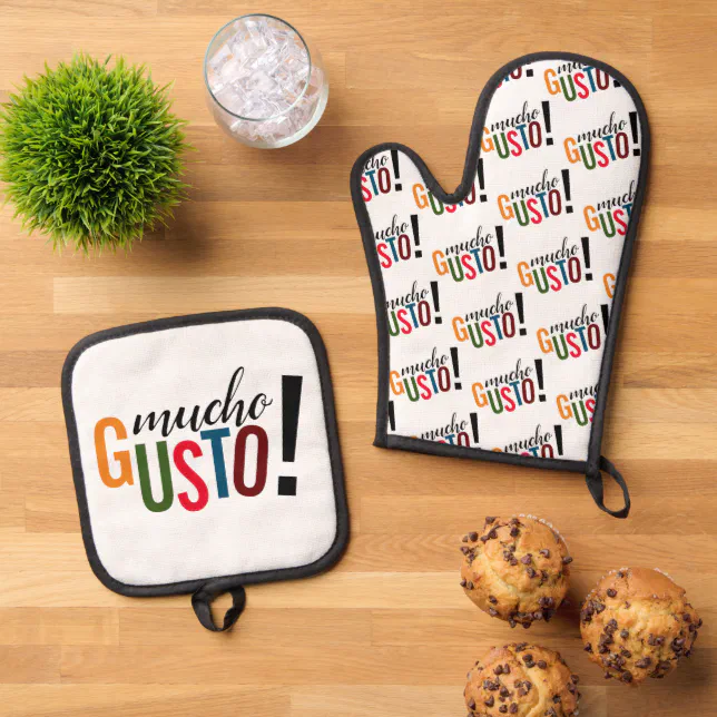 Colorful Mucho Gusto! Pleased to Meet You Oven Mitt & Pot Holder Set