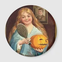 Halloween Vintage Lady With Mirror) Magnet