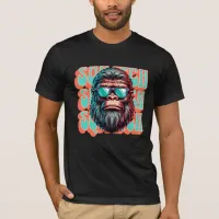 Vintage Squatch Retro Style Comic Pop Art T-Shirt