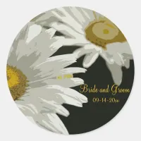 White Garden Daisies Wedding Envelope Seals