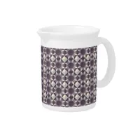 Pitcher - Purple and White Quilt Pattern