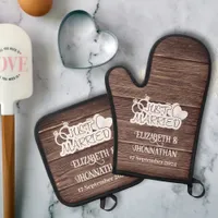 Just Married Rustic Wood Weddings Couple Names Oven Mitt & Pot Holder Set