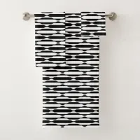 Modern Chic Black & White Op Art Geometric Pattern Bath Towel Set