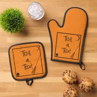 Halloween Trick or Treat  Oven Mitt & Pot Holder Set