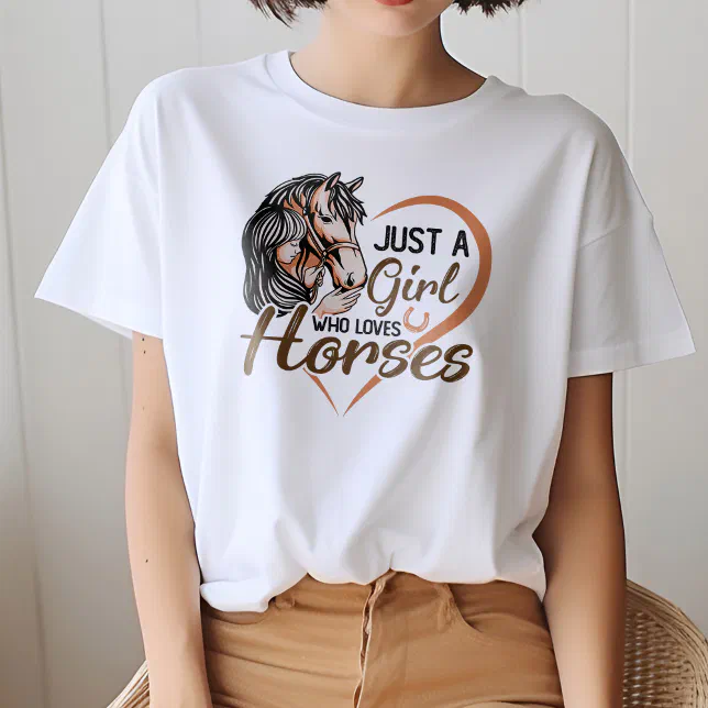 Just A Girl Who Loves Horses Vintage Horse Women T-Shirt