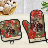 Christmas Poinsettia Wreath Elegant Custom Photo  Oven Mitt & Pot Holder Set