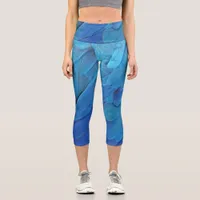 I'm blue - parrot feathers close up  capri leggings