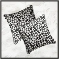 Stylish Black & White Geometric Pattern Throw Pillow
