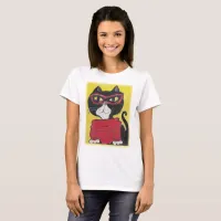 Hipster Painted Turtleneck Cat T-Shirt