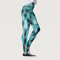 Chic animal print in blue - feather design leggings