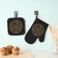 Triple Celtic Knot Swirl Mandala  Oven Mitt & Pot Holder Set