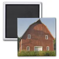 Red Barn Front Magnet