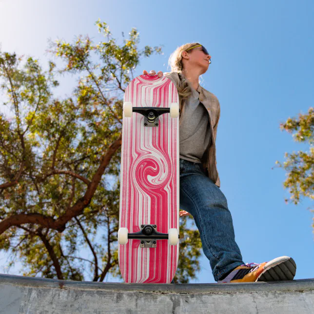 Circonvolution rouge skateboard