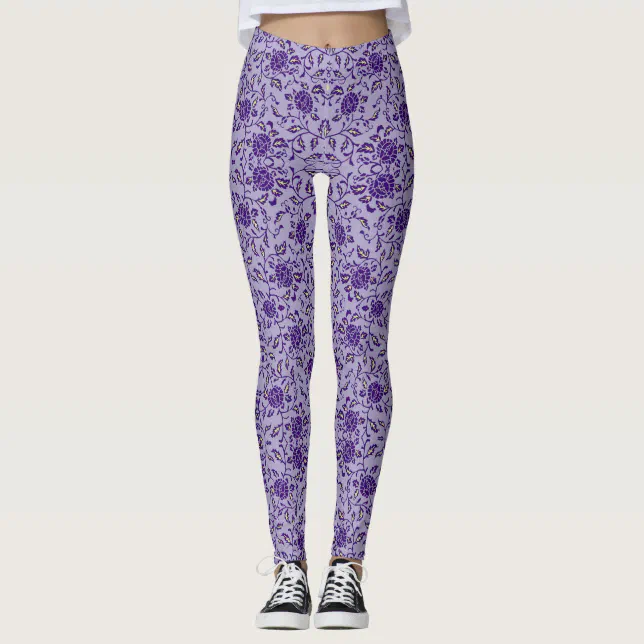 Elegant Flowery Purple Damask Leggings