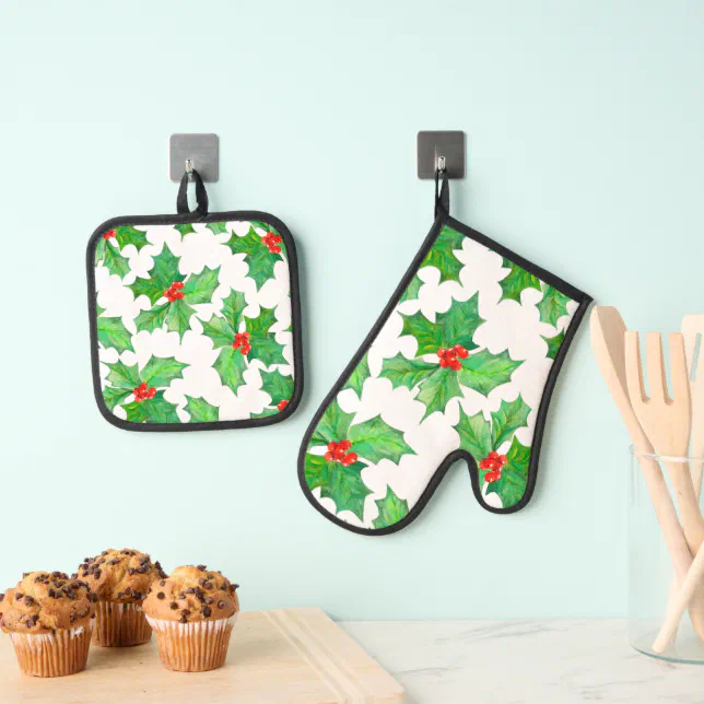Holly Leaves, Berries, Red, Green Floral Christmas Oven Mitt & Pot Holder Set