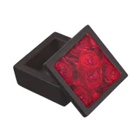 Red rose blossoms with dewdrops - photography gift box