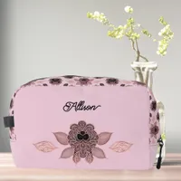 Elegant pink and black lace in vintage style dopp kit