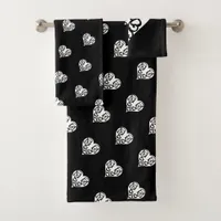 Black &White Filigree Heart Bath Towel Set