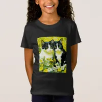 Adorable Cats sitting in a field of Daisies  T-Shirt