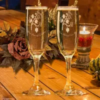 Vine branch and leaves - personalizable champagne flute