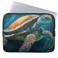 Sea Turtle Swimming in the Ocean Laptop Sleeve