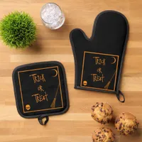 Halloween Trick or Treat  Oven Mitt & Pot Holder Set