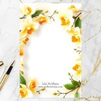 Elegant Romantic Wreath of Delicate Yellow Flowers Stationery