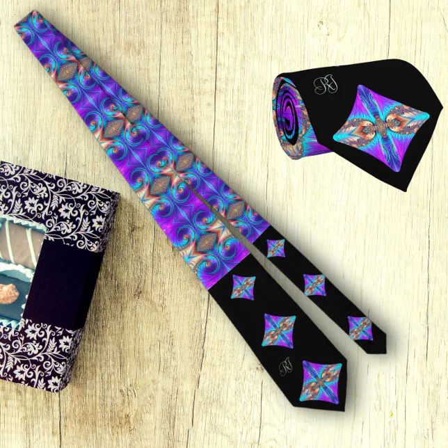 Fractal symmetric neck tie