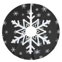 Black and White Snowflakes Christmas Tree Skirt