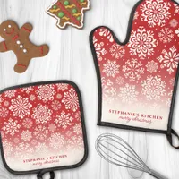 Winter Snowflakes on Red Cute Ombre Christmas Oven Mitt & Pot Holder Set