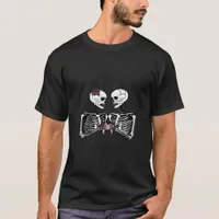 Romantic Skeleton Couple Gothic With Heart Hands T-Shirt