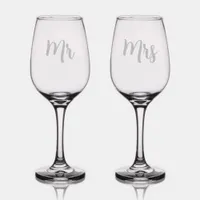 Simple "Mr & Mrs" Monogram Text etched | Wine Glass