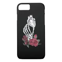 Heart The Skeleton's Hand Classic iPhone 8/7 Case