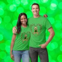 St Patrick's Teddy Bear in Clovers Heart Unisex T-Shirt