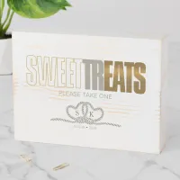 Tie the Knot Sweet Treats Favors Gold ID678 Wooden Box Sign