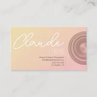 Elegant Gradient Photographer with Lens Graphic Business Card
