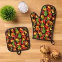 Mexican Spicy Food, Chili Peppers, Flames, Cactus Oven Mitt & Pot Holder Set