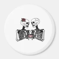 Romantic Skeleton Couple Gothic With Heart Hands Magnet