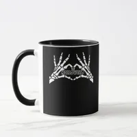 Halloween Skeleton Heart Hands Retro Style Mug