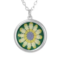 Necklace - Crochet Pattern - Daisy