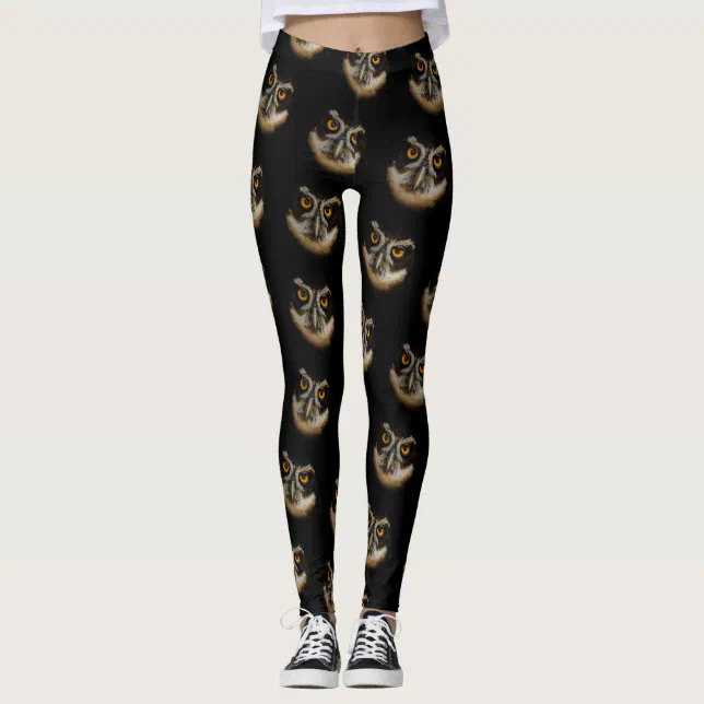 Mesmerizing Golden Eyes of a Spectacled Owl Leggings