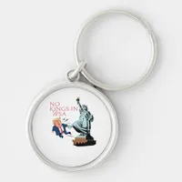 No Kings In USA Statue Of Kicking Out Fump Classic Keychain